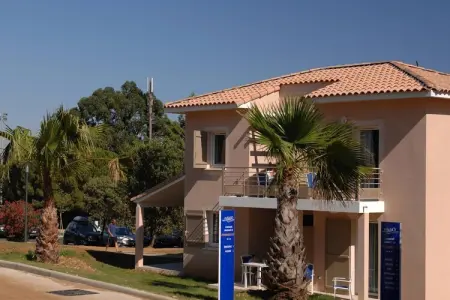 Residence Les Océanides 1, Retraite ensoleillée avec piscine - Photo 10