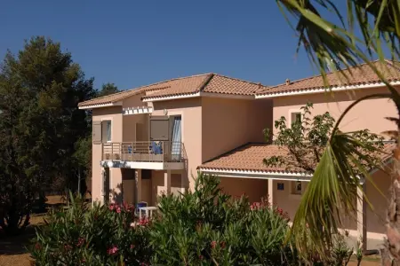 Residence Les Océanides 1, Retraite ensoleillée avec piscine - Photo 11