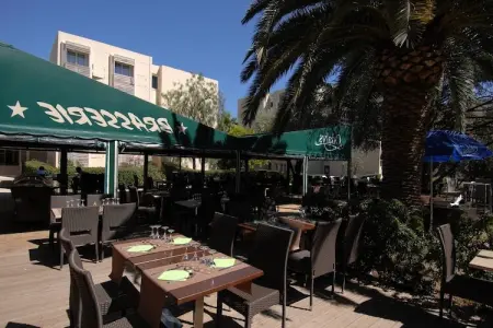 Residence Les Océanides 1, Retraite ensoleillée avec piscine - Photo 30