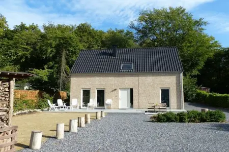 Bois Joli, Maison de vacances spacieuse avec terrasse à Beauraing - Photo 3