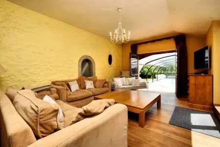 La  Conciergerie, Belle maison de vacances avec piscine privée à Beauraing - Photo 6