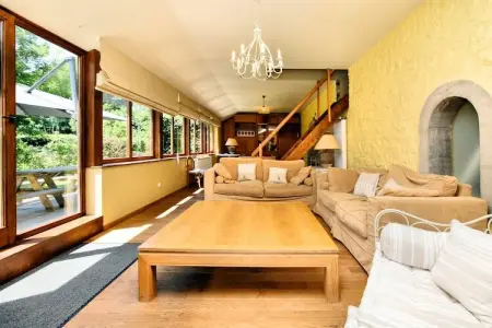 La  Conciergerie, Belle maison de vacances avec piscine privée à Beauraing - Photo 10