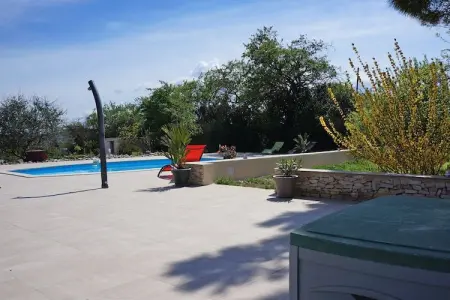 Villa Lézignan, Villa tranquille avec piscine - Photo 16