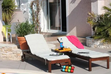 Villa Papillon, Villa à Languedoc avec piscine proche villes - Photo 9