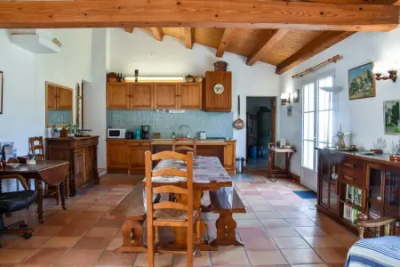 Maison indépendante sur l'île de Ré, Maison de vacances spacieuse près de la mer à Loix - Photo 2