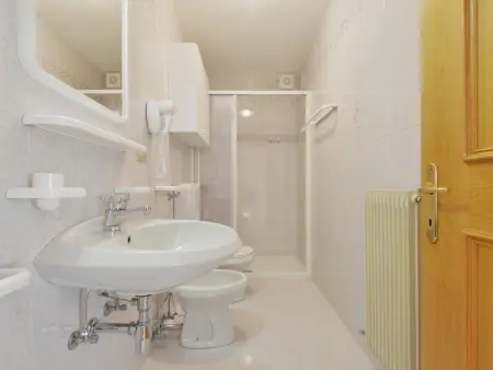 Lazzer, Appartement 4 personnes à Campitello - Photo 11