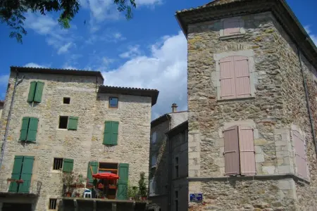 Villa Chassagnes, Maison de vacances au calme aux Vans avec piscine - Photo 35