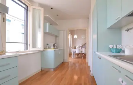 Villino Anna, Maison 7 personnes à Viareggio - Photo 2