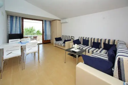 Beach property BAJA, Maison de Vacances à Starigrad près de la Plage - Photo 2