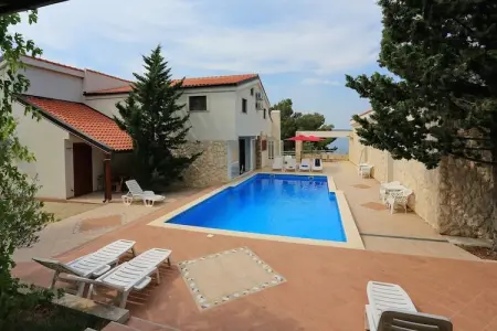 Beach property BAJA, Maison de Vacances à Starigrad près de la Plage - Photo 16