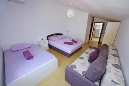 Beach property BAJA, Maison de Vacances à Starigrad près de la Plage - Photo 24