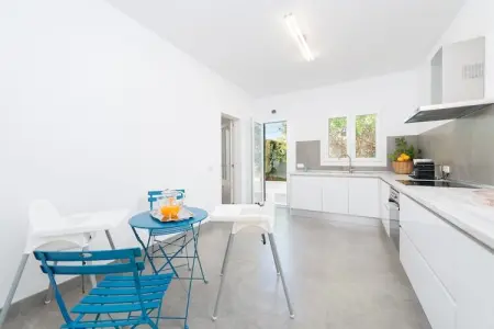 Cala Rafalino, Maison de ville en bord de mer avec jardin - Photo 12