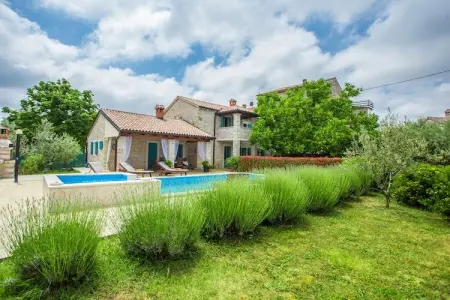 Villa Medvidici, Villa à Medvidici avec piscine près de Porec - Photo 9