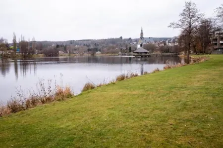 Libellule Style, Maison de Vacances à Vielsalm avec Vue sur le Lac - Photo 26