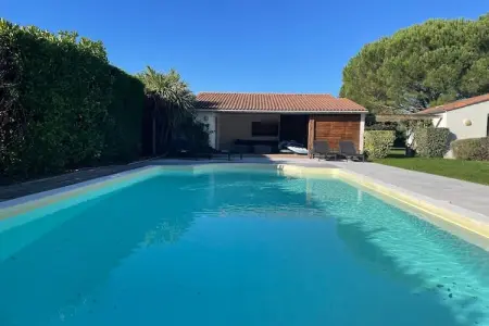 Villa Petite Champagne, Villa moderne avec piscine à Brives - Photo 1