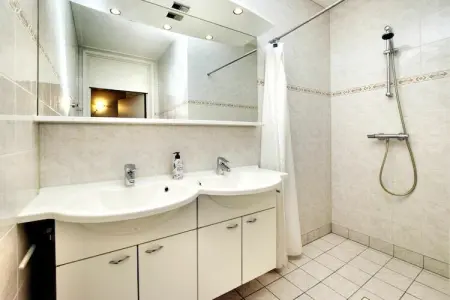 Opaal, Chalet à Odeigne avec piscine et sauna privés - Photo 22