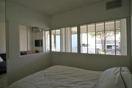 sur la plage, Appartement à Mandelieu près de la plage méditerranéenne - Photo 4