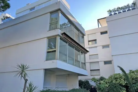 sur la plage, Appartement à Mandelieu près de la plage méditerranéenne - Photo 5