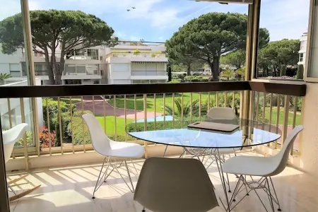 sur la plage, Appartement à Mandelieu près de la plage méditerranéenne - Photo 10