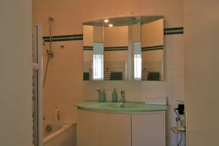 sur la plage, Appartement à Mandelieu près de la plage méditerranéenne - Photo 13