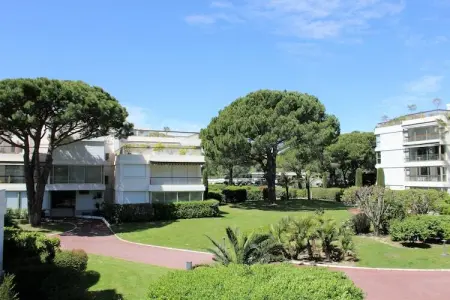sur la plage, Appartement à Mandelieu près de la plage méditerranéenne - Photo 16