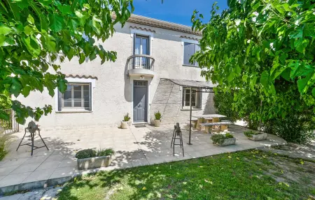 Maison 6 personnes à Vallabrègues - Photo 1