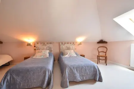 LE Moullin Mouille, Luxueuse demeure à Verneuil avec jardin clôturé - Photo 17