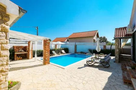 Vila Ikka, Villa à Pridraga avec piscine privée - Photo 32