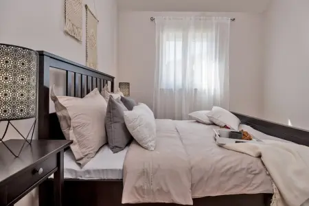 Villa Le Lu, Villa à Žrnovnica avec piscine chauffée - Photo 20