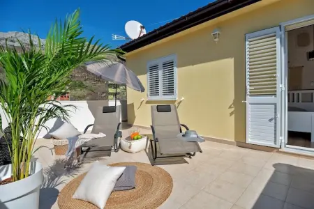 Villa Le Lu, Villa à Žrnovnica avec piscine chauffée - Photo 27