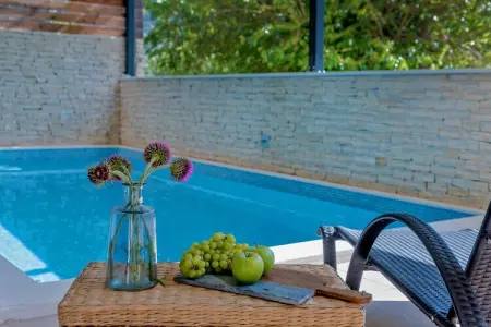 Villa Le Lu, Villa à Žrnovnica avec piscine chauffée - Photo 44