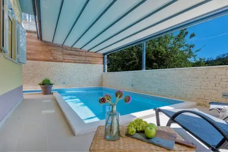 Villa Le Lu, Villa à Žrnovnica avec piscine chauffée - Photo 48