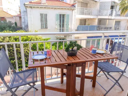 Reine Astrid, Appartement 4 personnes à Cannes - Photo 1
