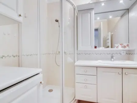 Reine Astrid, Appartement 4 personnes à Cannes - Photo 16