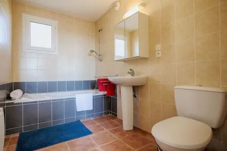 Villa Joyeuse 27, Villa à flanc de colline avec piscine, Joyeuse - Photo 18