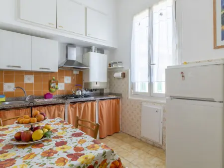 Casa Nives (IMP169), Appartement 5 personnes à Imperia - Photo 1
