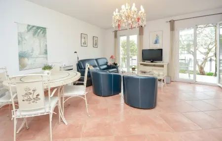 Maison 5 personnes à Aigues Mortes - Photo 1