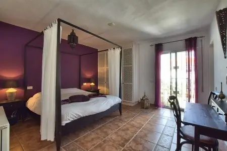 Casa Iris, Villa à Sayalonga avec Piscine Privée - Photo 5