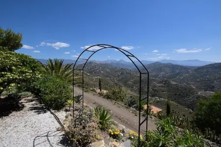 Casa Iris, Villa à Sayalonga avec Piscine Privée - Photo 9