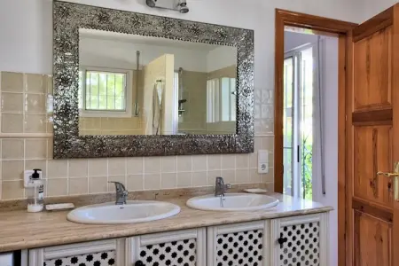 Casa Iris, Villa à Sayalonga avec Piscine Privée - Photo 16