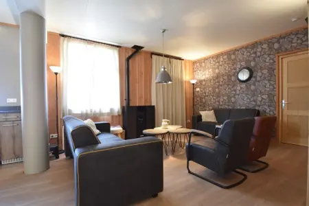 Apt 6 pers piscine, Manoir à Cuzy avec piscine et vue sur forêt - Photo 2