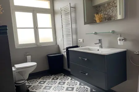 Apt 6 pers piscine, Manoir à Cuzy avec piscine et vue sur forêt - Photo 15