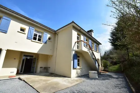 Apt  Piscine 4 pers - Levien, Manoir à Cuzy avec Piscine - Photo 7