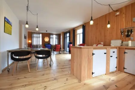 Apt  Piscine 4 pers - Levien, Manoir à Cuzy avec Piscine - Photo 10