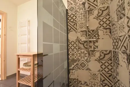 Apt  Piscine 4 pers - Levien, Manoir à Cuzy avec Piscine - Photo 24