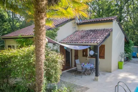 Le Club des cinq, Maison avec jardin et salle de bains attenante - Photo 4