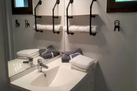 Le Club des cinq, Maison avec jardin et salle de bains attenante - Photo 10