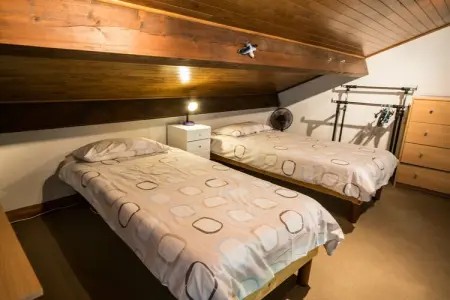 Le Club des cinq, Maison avec jardin et salle de bains attenante - Photo 12