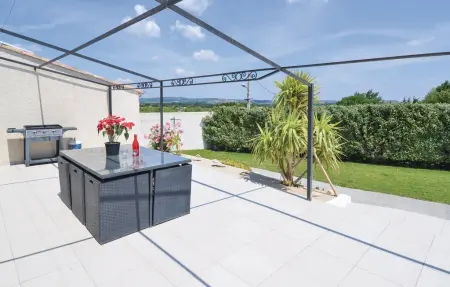 Maison 10 personnes à Sernhac - Photo 2
