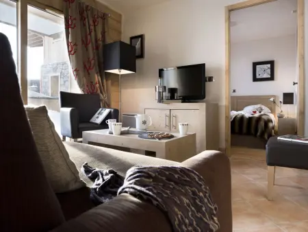 CGHRés&Spa Le Cristal de l'Alpe 5*, Appartement 6 personnes à L'Alpe d'Huez - Photo 5